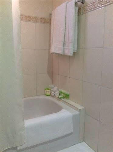 Micro Hotel Condo Suites Santo Domingo Exterior photo